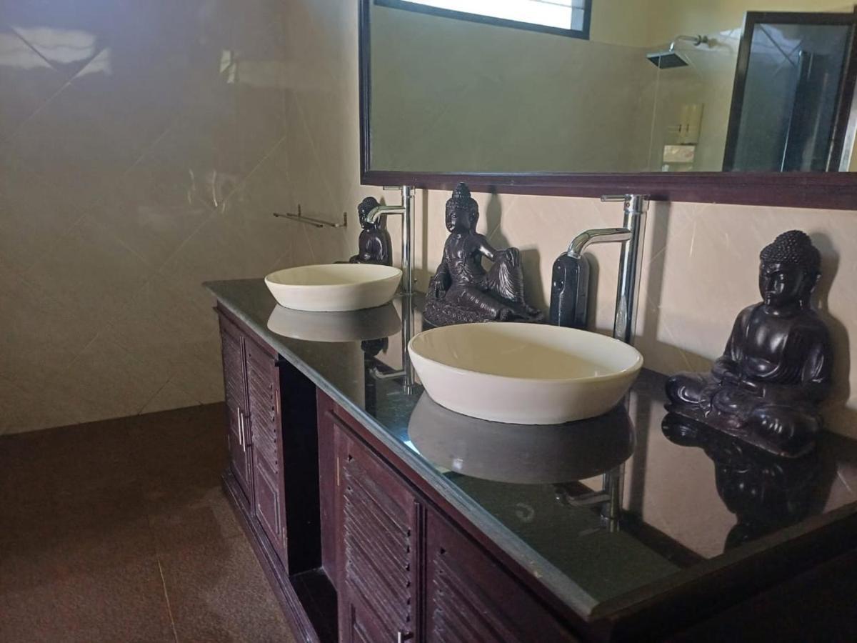 Melaya Beach Resort Room Double Penginuman Luaran gambar